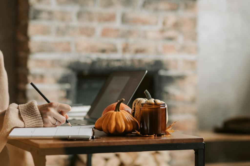 The Art of Writing Descriptive Prose: Bringing Autumn to Life with Words