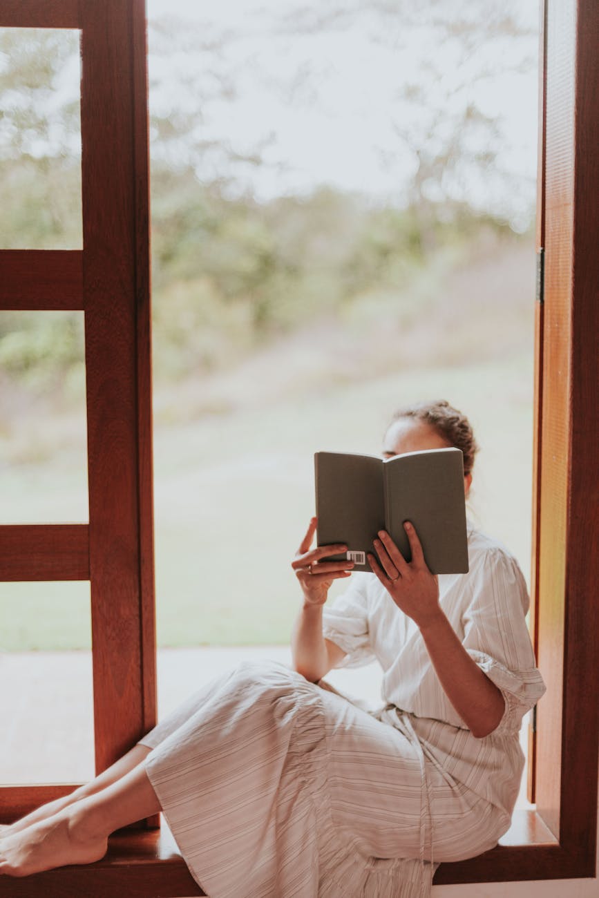 The Art of Show, Don’t Tell: A Guide for Writers